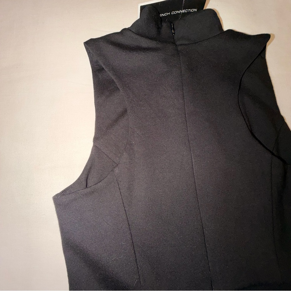 French Connection Crepe Mock Neck
Mini Dress Size 8 NWT - Picture 7 of 10